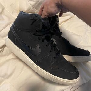 Nike Black Sneakers for Everyday Comfort